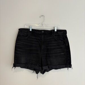 American Eagle Stretch Black Denim Mom Shorts